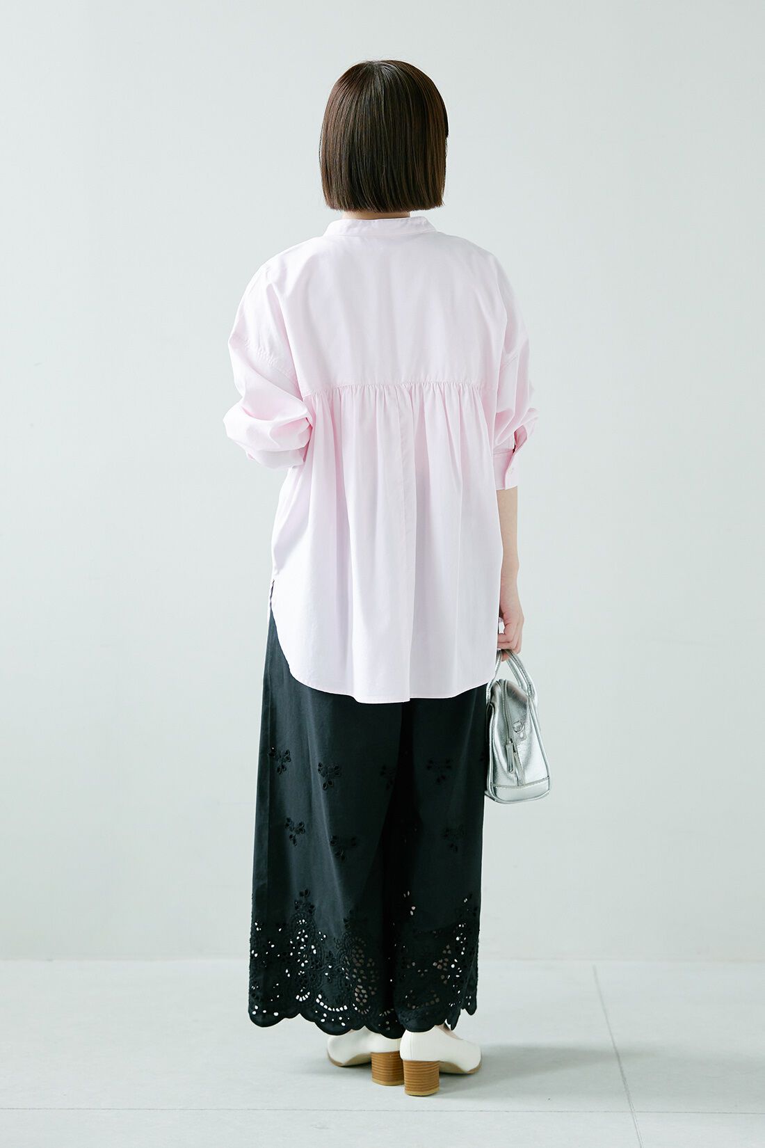 THREE FIFTY STANDARD|はまじ豪華レースガウチョパンツ〈ＢＫ〉リブインのコーディネート|【着用サイズ】シャツ：M　トップス：M　パンツ：SP