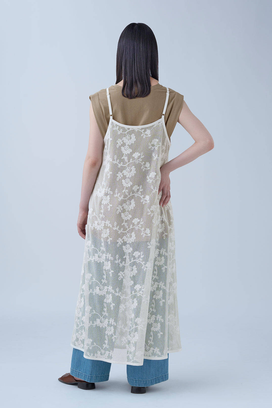 MEDE19F|トレンドライク レース キャミ ワンピース アイボリー 白のコーディネート|モデル身長：152cm　着用サイズ：MP