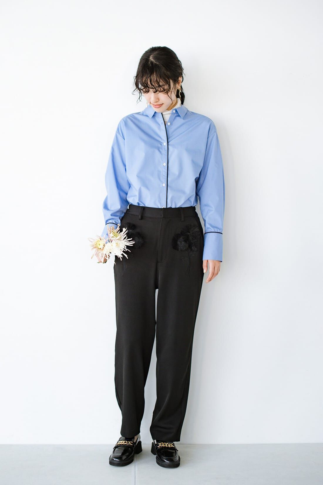 haco!［ハコ］|ｈａｃｏ！×ＮＯＫＩ 花をまとうコラボシリーズ【糸菊】美脚刺繍パンツ