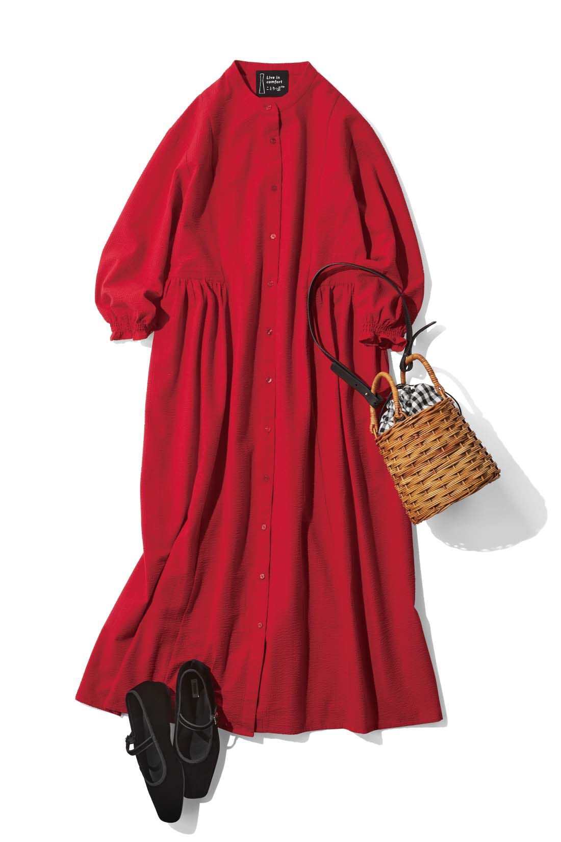フェリシモギフトショップ|リブ イン コンフォート ことりっぷコラボ　旅行に連れていきたくなる！ 一枚あると便利な着映えワンピース〈レッド〉|〈レッド〉