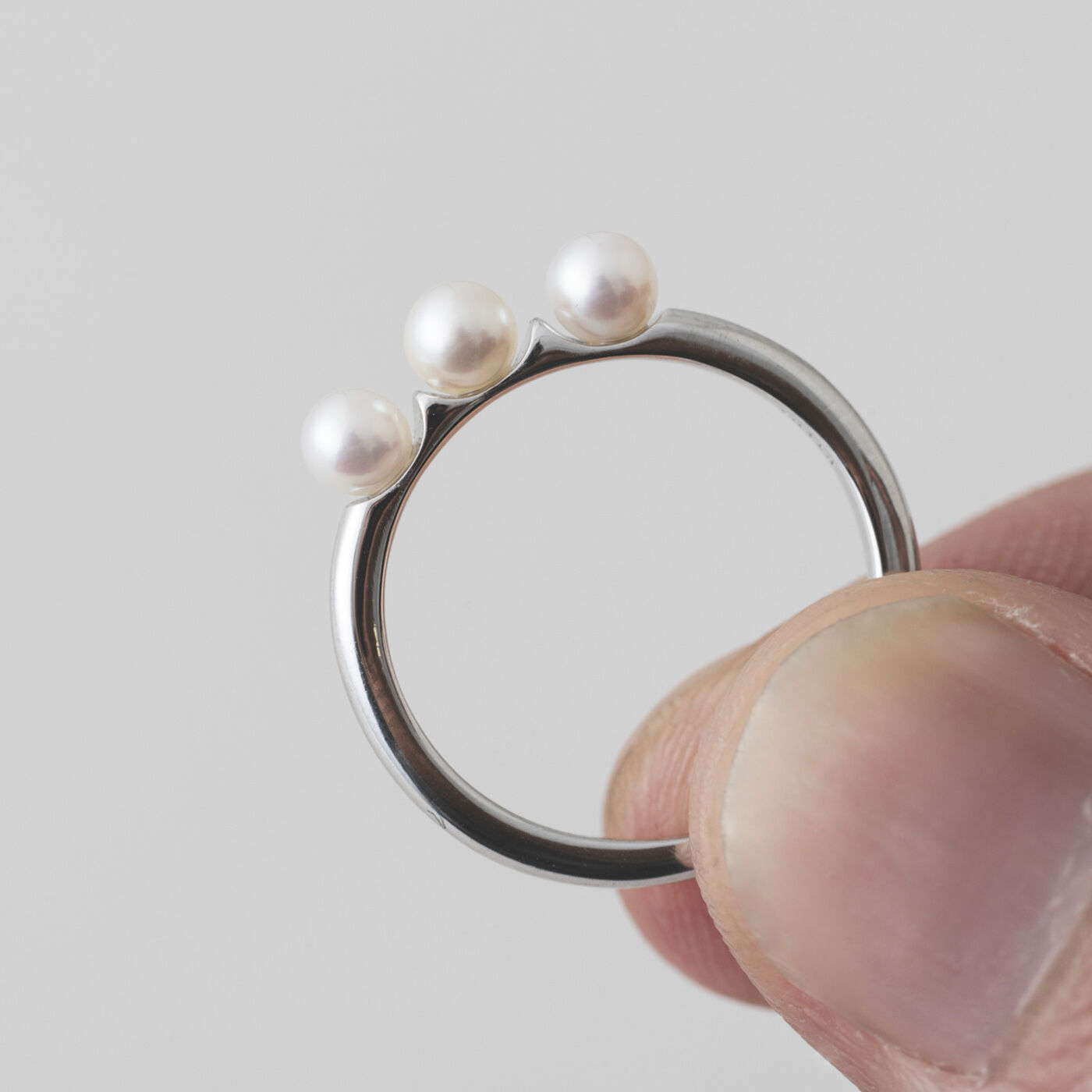 フェリシモギフトショップ|神戸の老舗真珠メーカーが手掛けた パールクローヌリング〈アコヤ真珠・シルバー925〉[日本製]