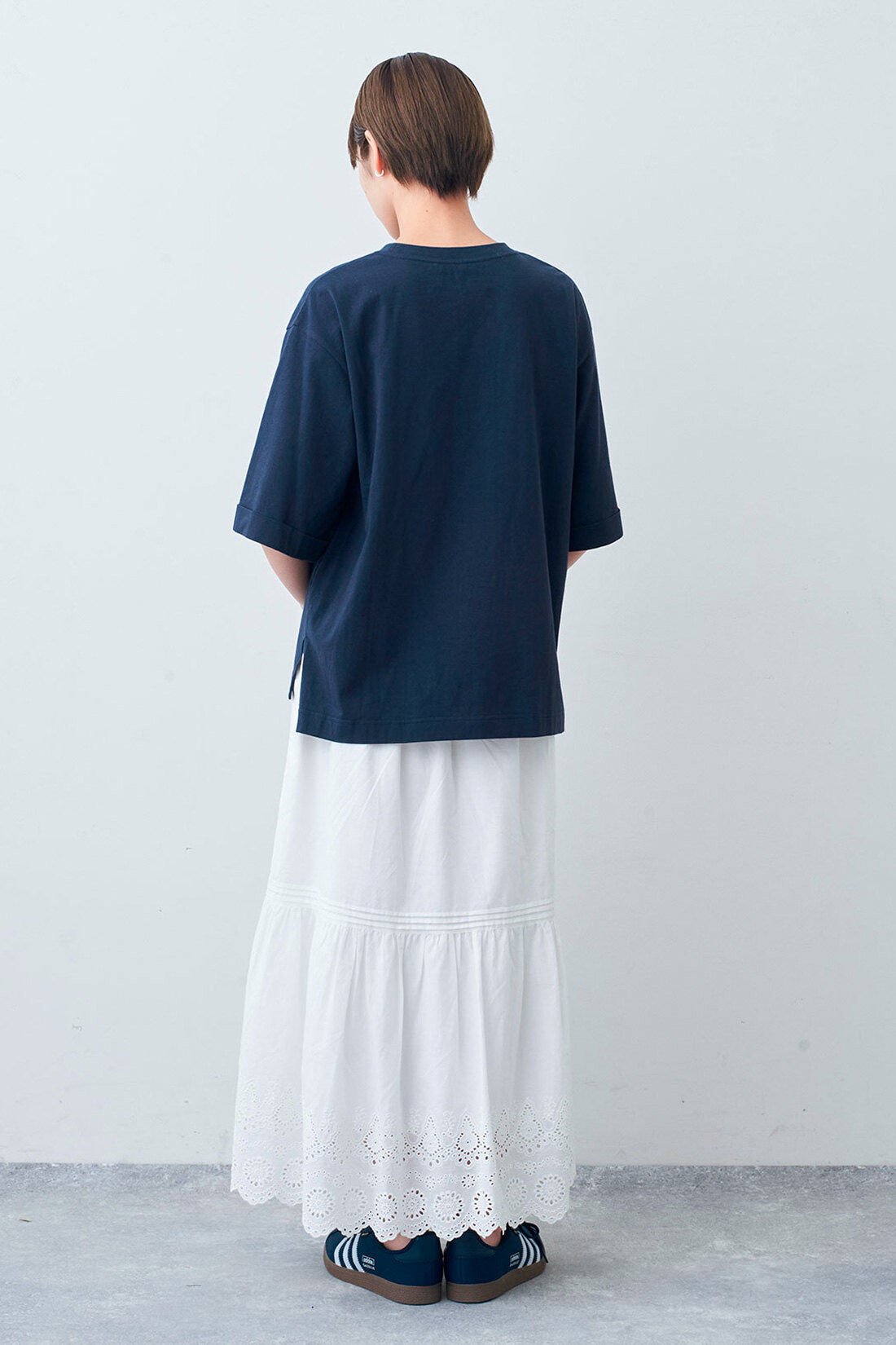 フェリシモギフトショップ|リブ イン コンフォート&times;500色の色えんぴつコラボ トルコオーガニックコットン五分袖Tシャツ〈ネイビー〉