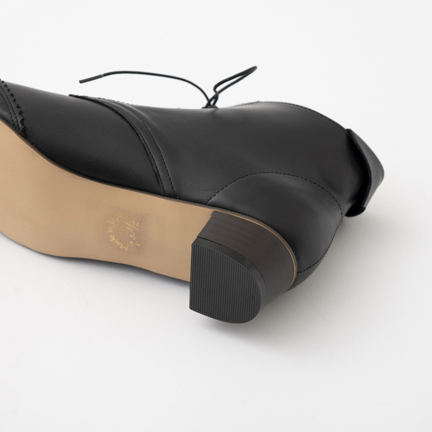 フェリシモギフトショップ|長田の靴メーカーと作った 職人本革のメルヴェイユブーツ〈ブラック〉 [本革 靴：日本製]