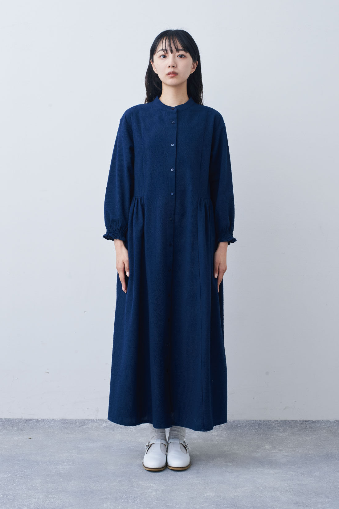 フェリシモギフトショップ|リブ イン コンフォート ことりっぷコラボ　旅行に連れていきたくなる！ 一枚あると便利な着映えワンピース〈ネイビー〉