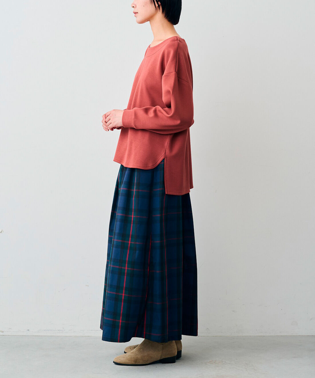 フェリシモギフトショップ|リブ　イン　コンフォート　前後差デザインで即こなれ見え！　滑らかな肌ざわりが心地いい　ポンチトップス〈テラコッタオレンジ〉