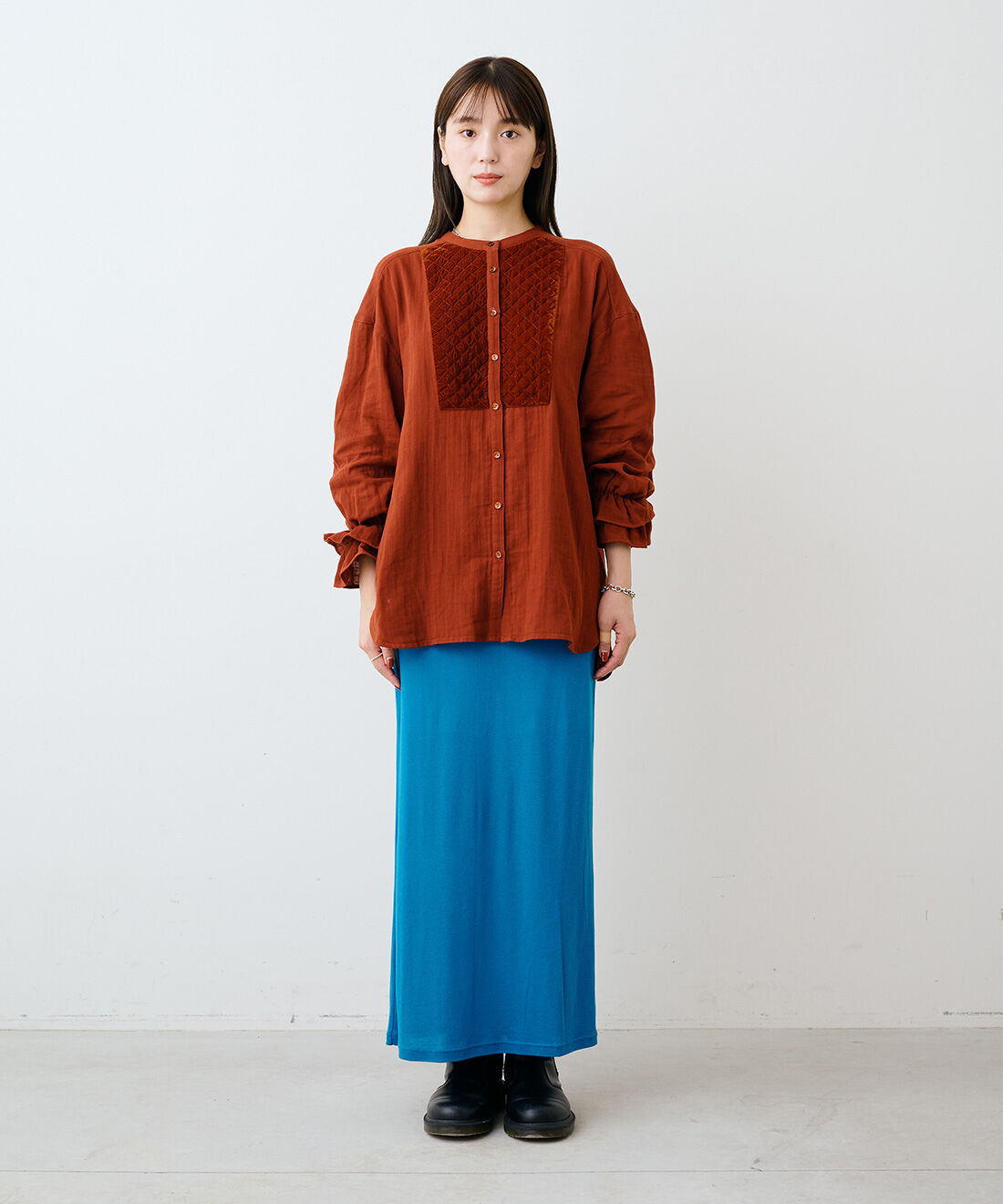 mensha!|ベロアブザムのキャンディースリーブ ガーゼブラウスと〈ガーゼ〉カットソー レイヤードスカートのコーディネート