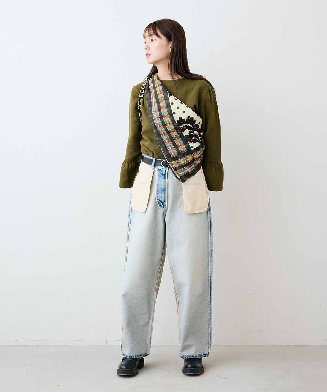 mensha!|ネグリジェ気分のコットン微起毛 ベルスリーブトップスと[初回お試し209円OFF]大判ダブルガーゼスカーフとネグリジェ気分のコットン微起毛 ベルスリーブトップスのコーディネート