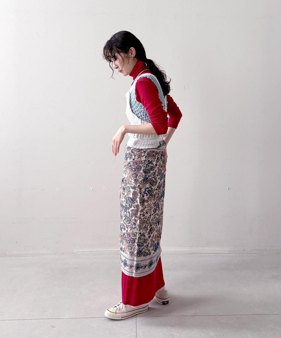 mensha!|〈ガーゼ〉カットソー タートルネックと〈ガーゼ〉カットソー レイヤードスカートと[初回お試し209円OFF]大判ダブルガーゼスカーフのコーディネート