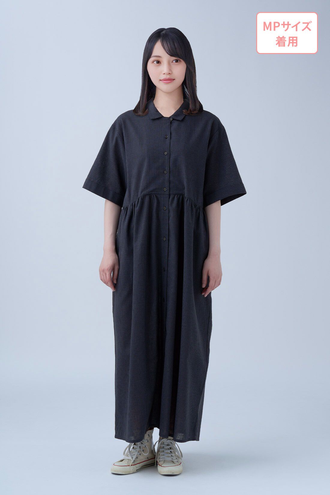 Live in comfort［リブインコンフォート］|リブ イン コンフォート 人気スタイリスト 石上 美津江さんとつくった 麻混上品ワンピース〈ブルーチェック〉|モデル身長：152cm　着用サイズ：MP