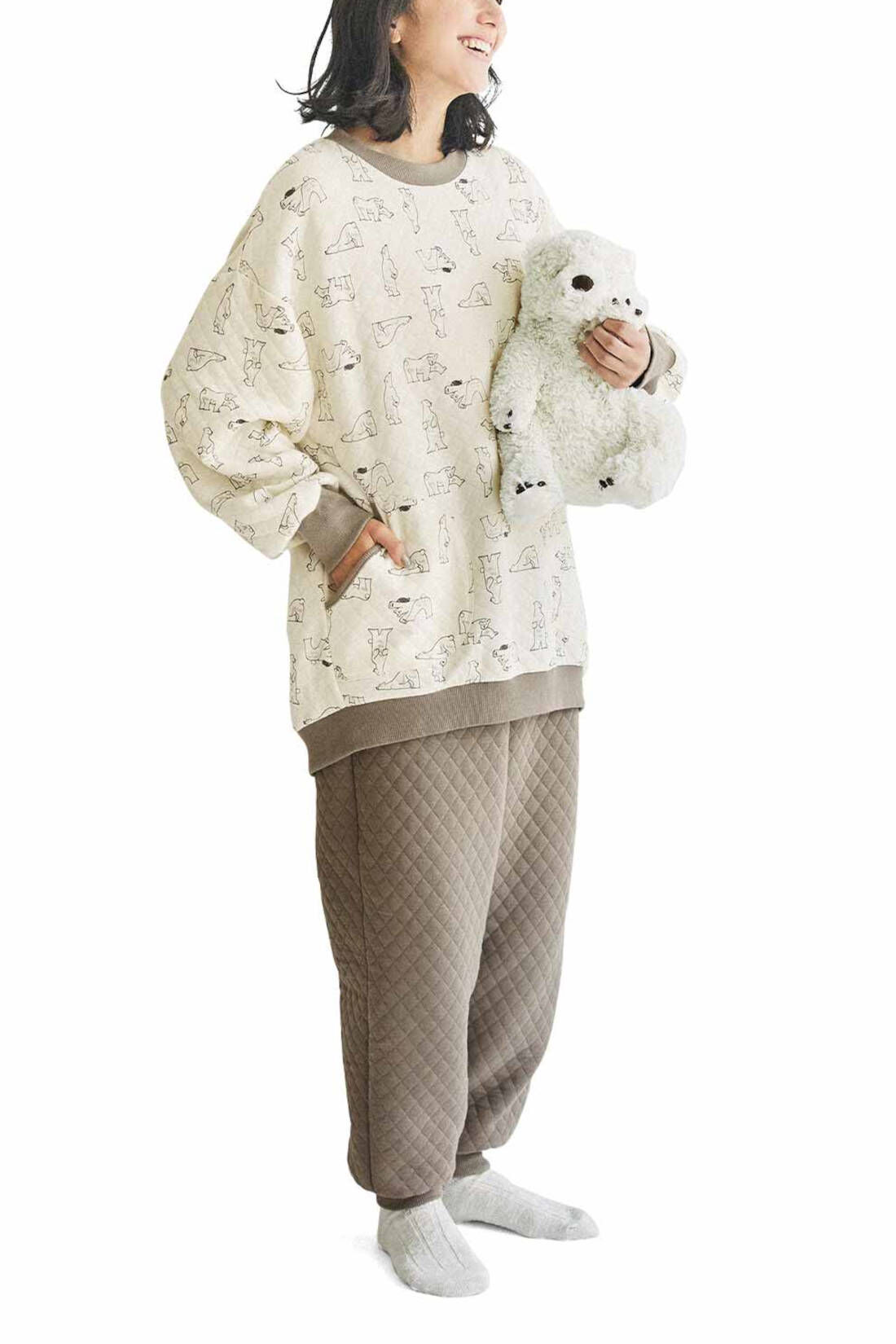 Live in comfort［リブインコンフォート］|旭山動物園・ボルネオの森応援商品　リブ イン コンフォート　ホッキョクグマと一緒にすやすや　ふんわりやさしいコットンのキルティングパジャマ〈ウォームグレー〉