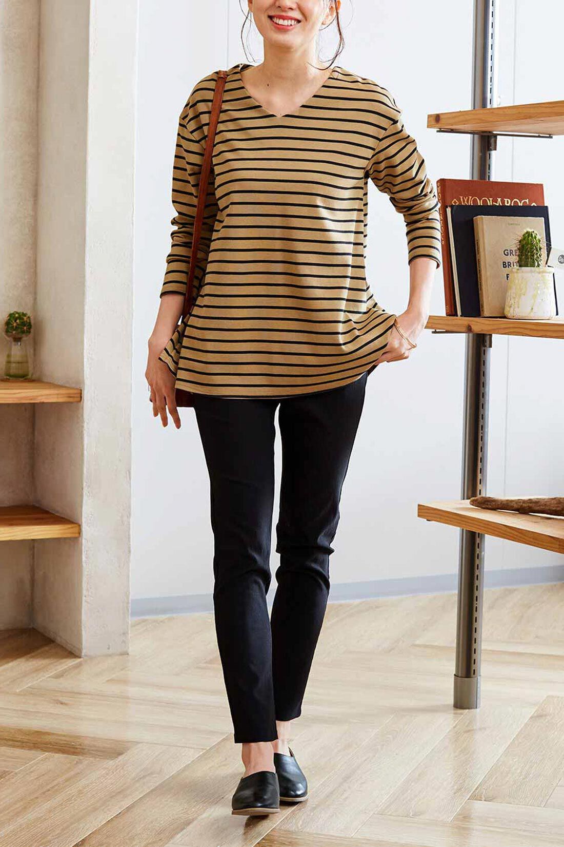 Live in  comfort|リブ イン コンフォート　はまじとコラボ　カジュアルスタイルがきれいめにまとまる　やわらかフラットシューティ〈ブラック〉