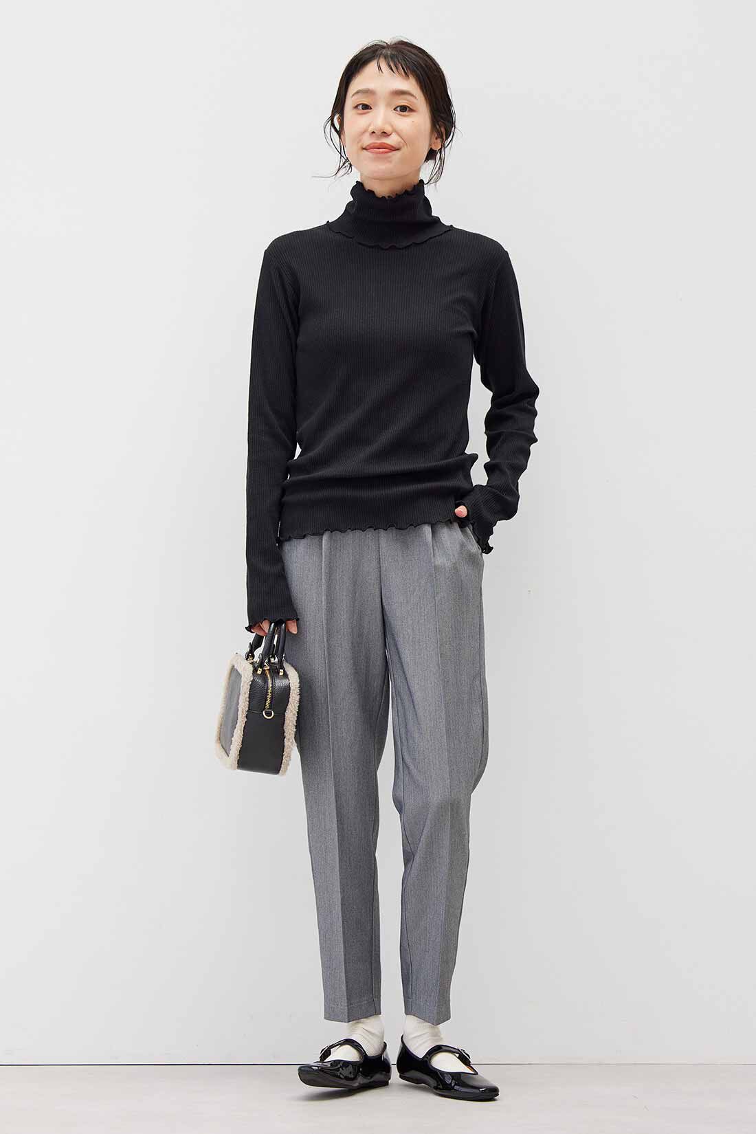 Live in  comfort|リブ イン コンフォート　オンでもオフでも週7活躍！ きれいだねパンツ〈テーパード〉〈グレーヘリンボーン〉