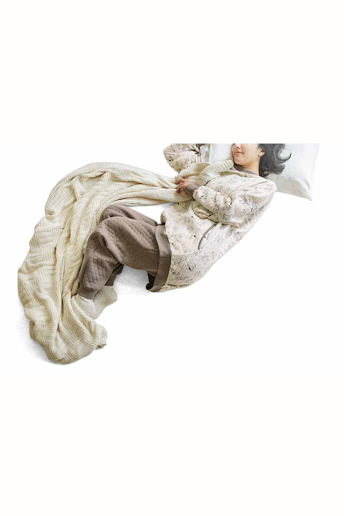 Live in comfort［リブインコンフォート］|旭山動物園・ボルネオの森応援商品　リブ イン コンフォート　ホッキョクグマと一緒にすやすや　ふんわりやさしいコットンのキルティングパジャマ〈ウォームグレー〉