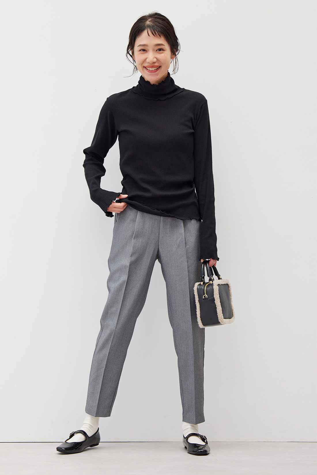 Live in  comfort|リブ イン コンフォート　オンでもオフでも週7活躍！ きれいだねパンツ〈テーパード〉〈グレーヘリンボーン〉