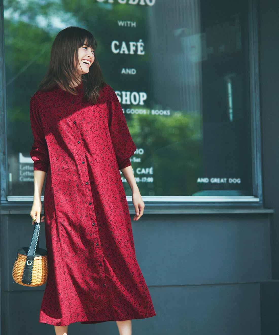 Live in  comfort|リブ イン コンフォート はまじとコラボ　持ってて間違いなし！花柄ワンピース