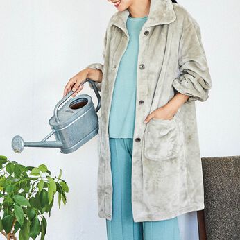 flufeel | 贅沢な心地に包まれるボア素材のロングガウン