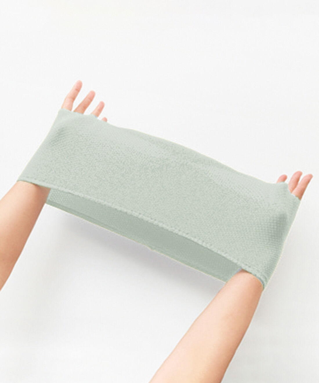 flufeel|からだにおいしい　サラダみたいなふわふわショーツの会|驚くほどぐ〜んと伸びて、やわらかくフィット。