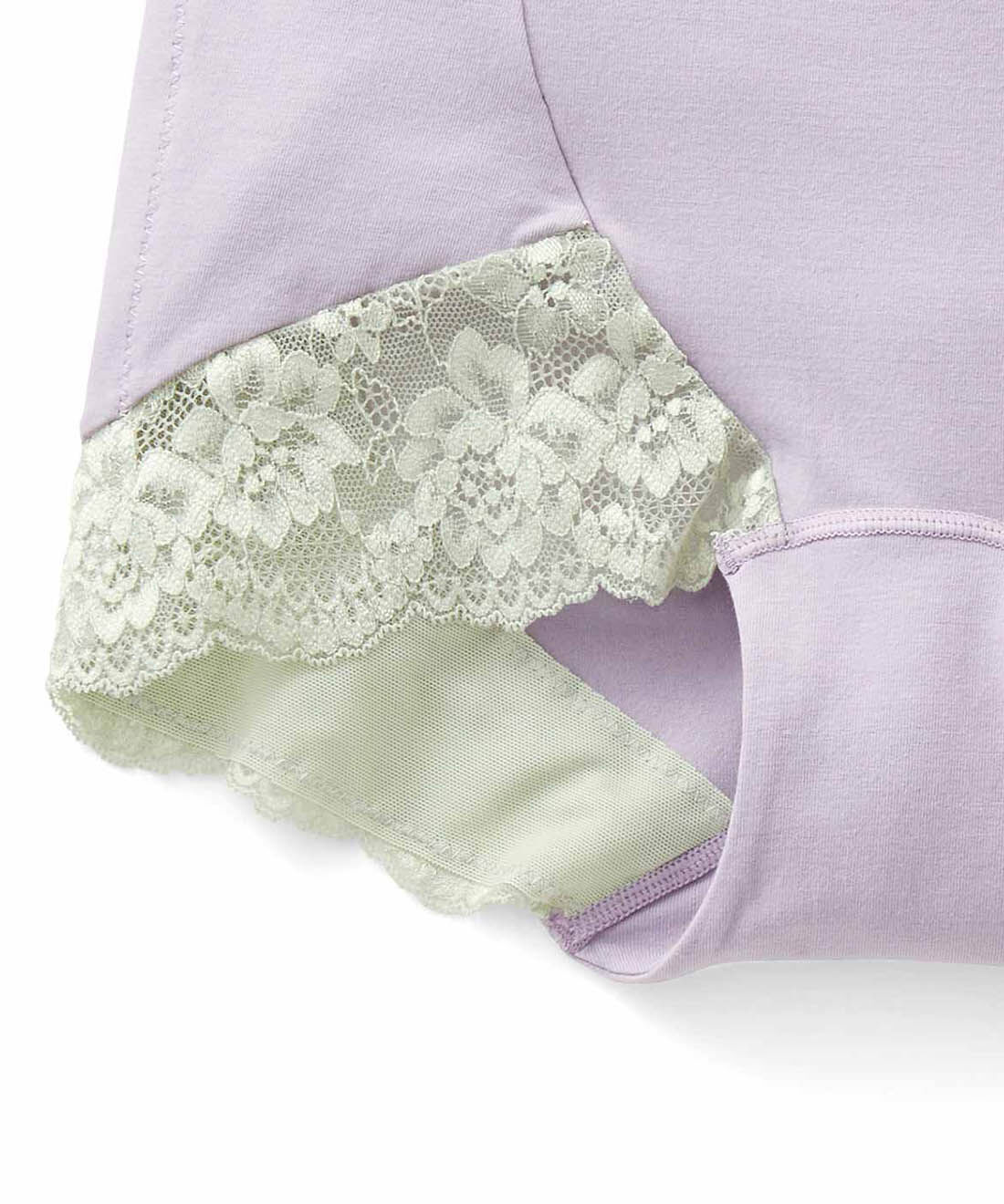 flufeel［フラフィール］|残念尻の救世主 もっと！お尻流れガード 立体ショーツ〈スーパー〉の会|立体パターンで痛くなりにくい脚口。