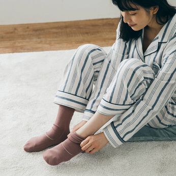 フェリシモの雑貨 Kraso | 足もとあったか 指先くるりん靴下