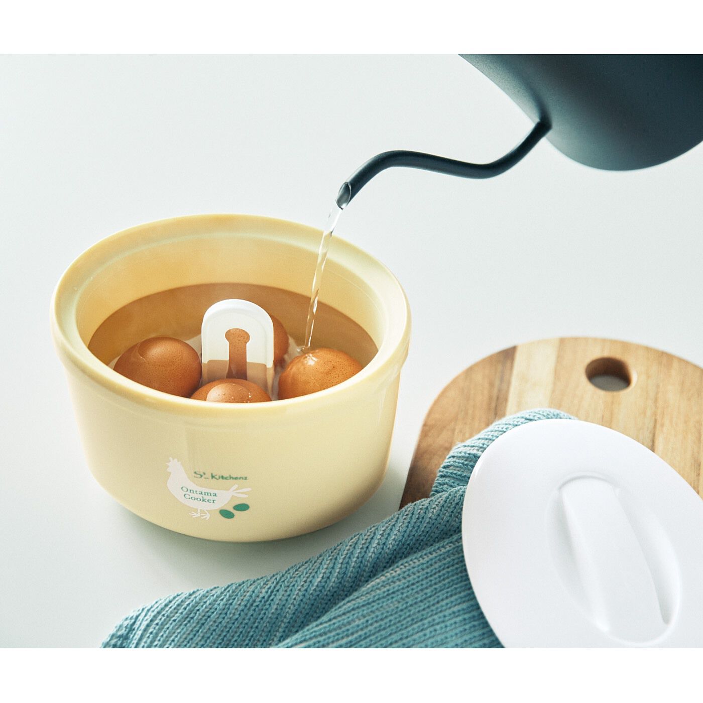 フェリシモの雑貨Kraso［クラソ］|エスキューブキッチンズ　熱湯を入れて待つだけ！食欲そそるとろ～り温泉卵メーカー