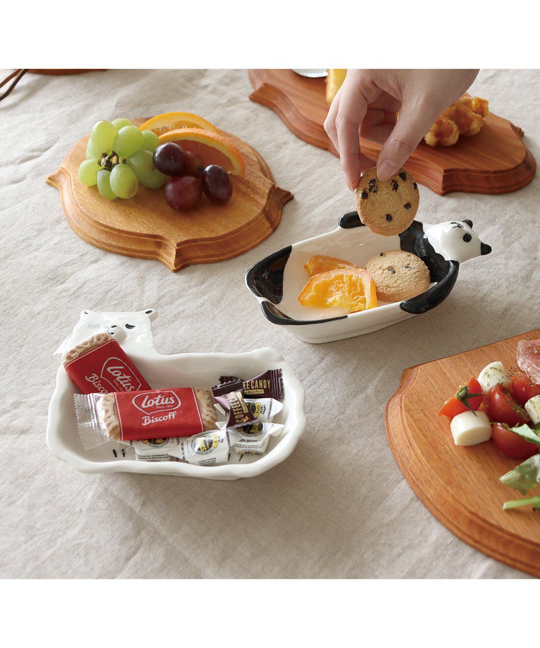 フェリシモの雑貨 Kraso|シナリーモチーフトレイ〈パンダ〉|お届けは〈パンダ〉になります。