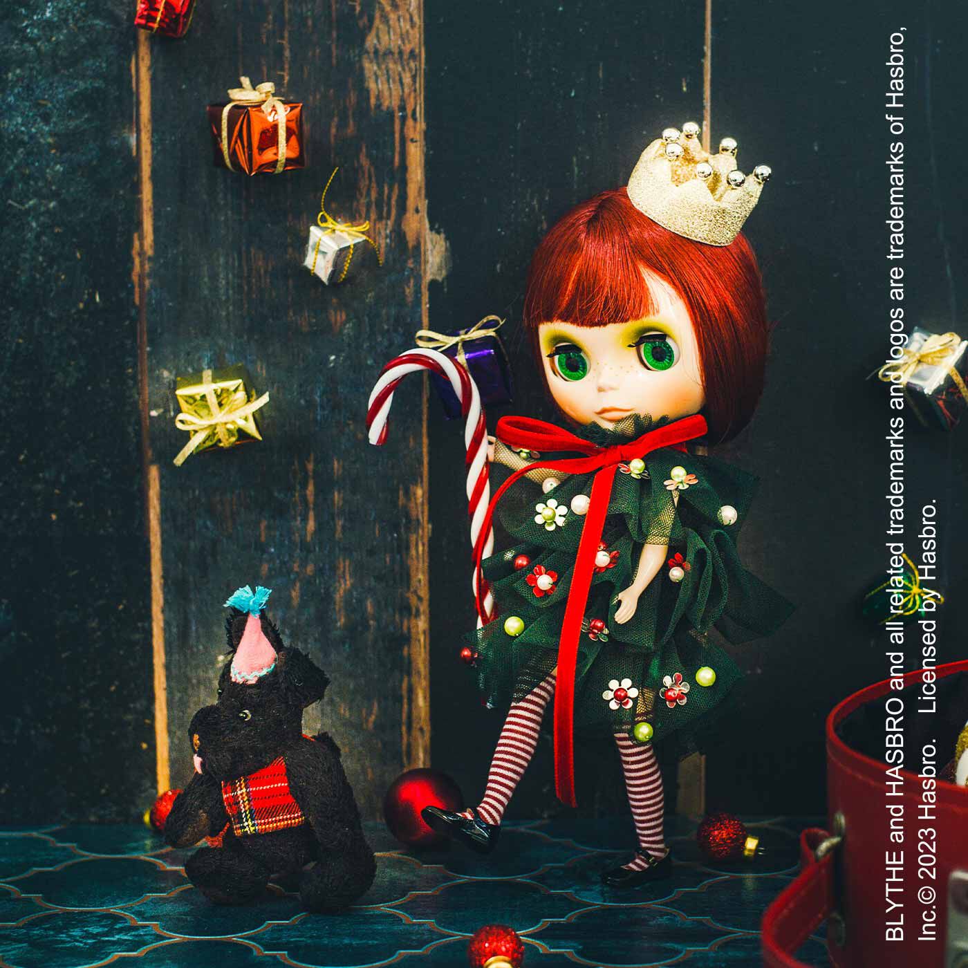 Couturier[クチュリエ]|クリスマスの主役はわたし！ ドール用ツリーのコスチュームと王冠のキット|ドールがツリーに大変身！
