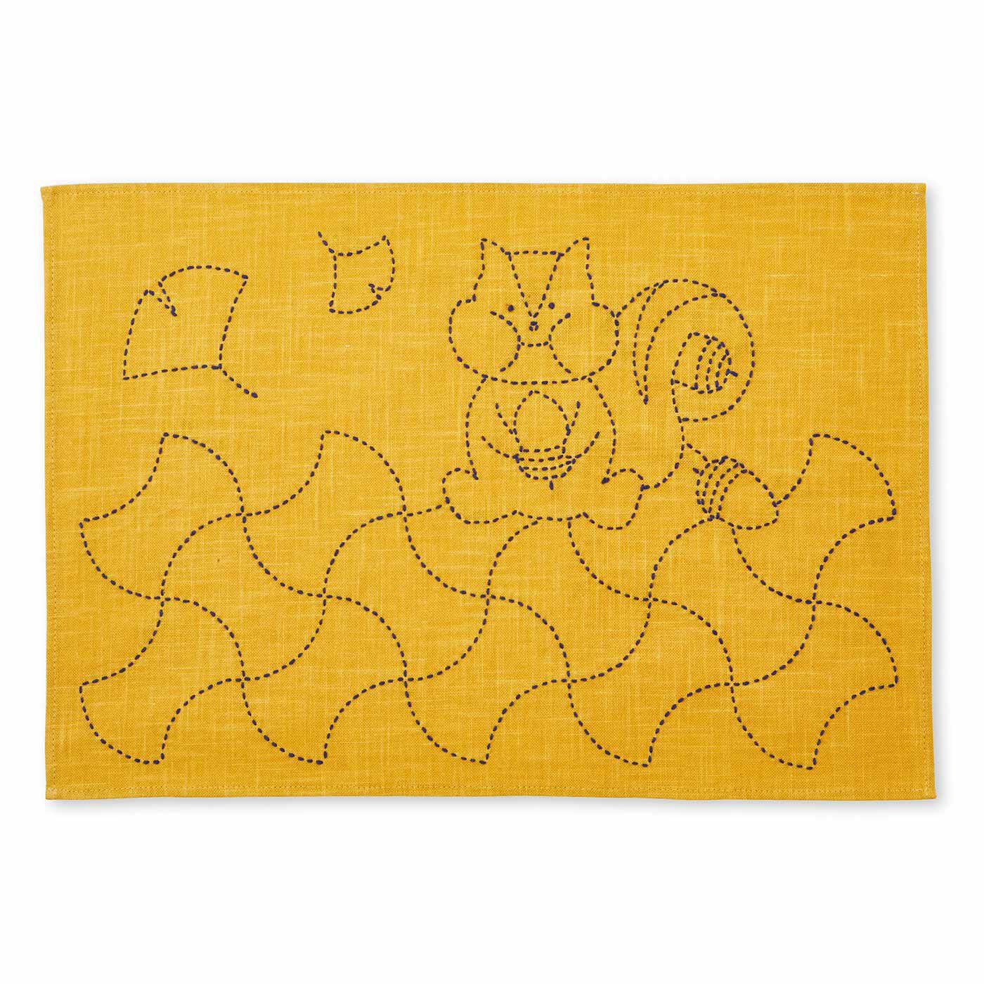 Couturier|【タイプが選べる】使ってほっこり眺めてにんまり 季節をめぐる刺し子のフリークロス|10.分銅（ふんどう）とくいしんぼうなリス