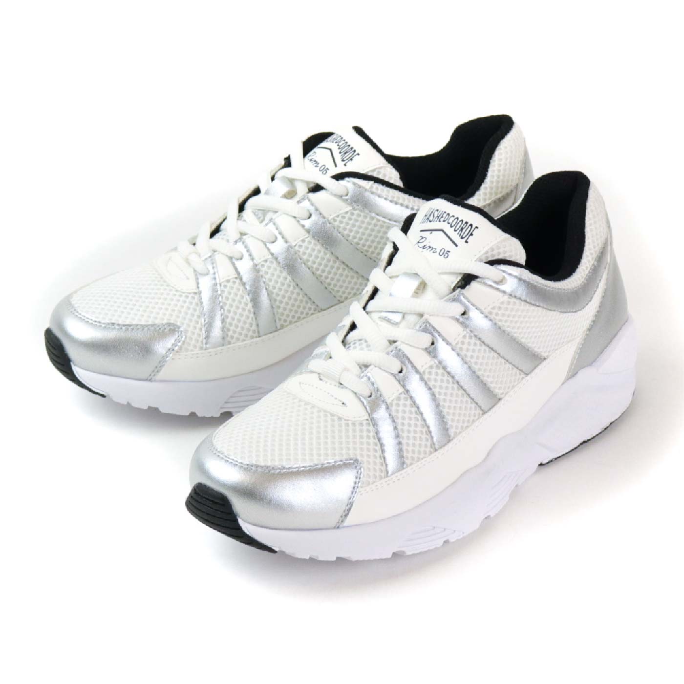 FELISSIMO PARTNERS|ハッシュドコーデメタリックスニーカー〈ホワイト〉